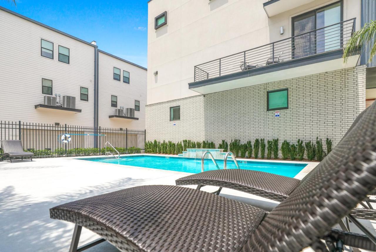 Stunning Townhouse With Amenities Holiday home *