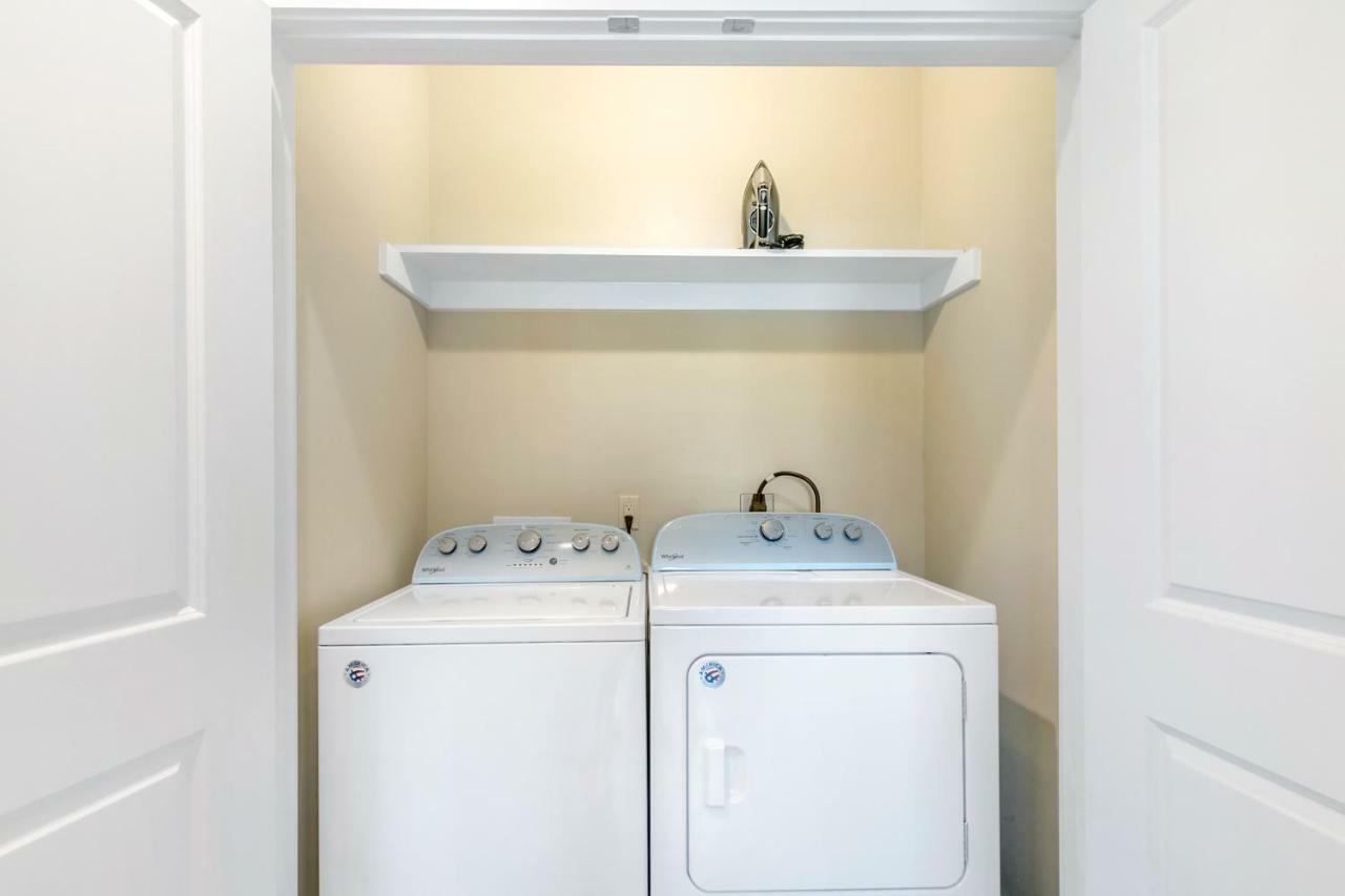 Holiday home Stunning Townhouse With Amenities